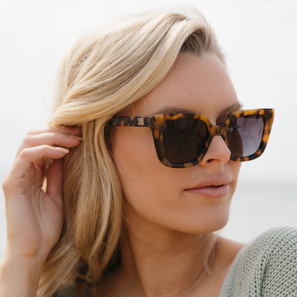 HARPER HONEY TORT - Bio Acetate Tortoise Frame l Brown Graduated Polarised Lens - Soek Fashion Eyewear Australia